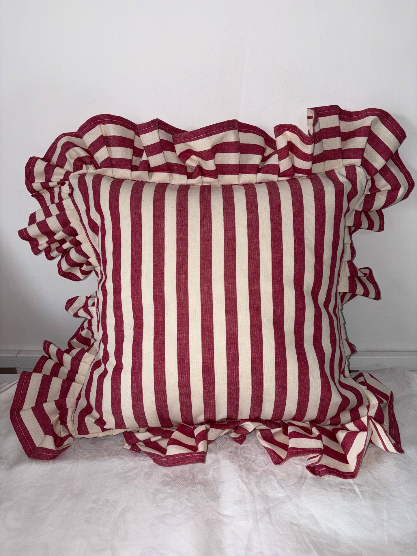 Cuscino Volant rosso